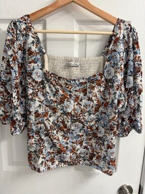 Abercrombie & Fitch Floral Square-Neck Puff Sleeve Top in Blue, Brown & Cream